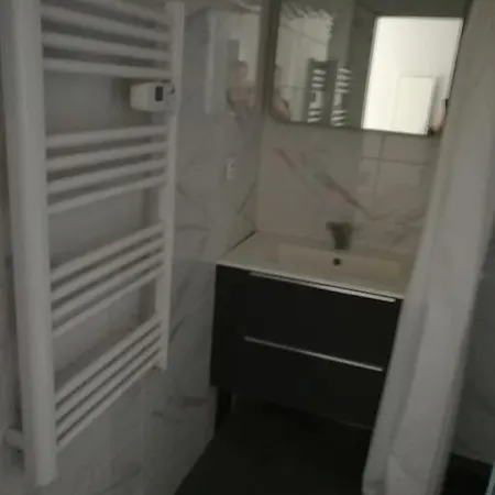 D'hotes Climatise * Floirac (Gironde)